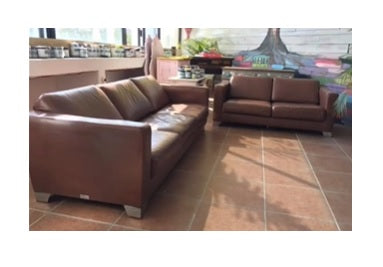 ¿Puedo pintar piel, cuero, símil cuero, cuerina, o vinil con RETIZA?